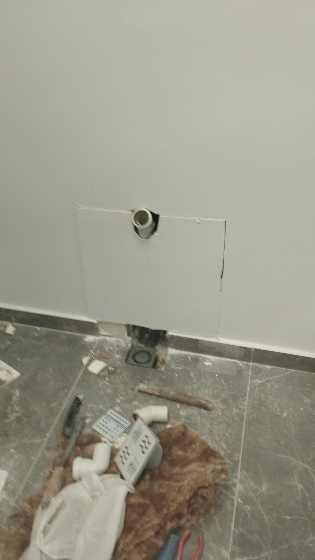 Gebze pvc tesisat borusu gizlendi yandan çekim